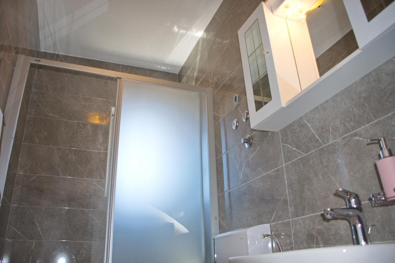 Apartmani Vidusin Novalja Εξωτερικό φωτογραφία